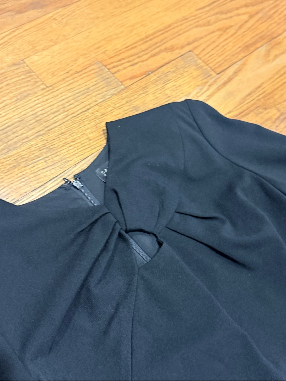 Carlisle Collection Black Long-Sleeve Bow-Accent Sheath Dress - Picture 6 of 11